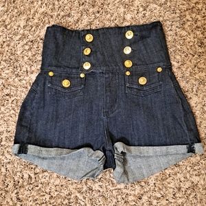 High Rise Short Jeans, Summer love 💘☀️